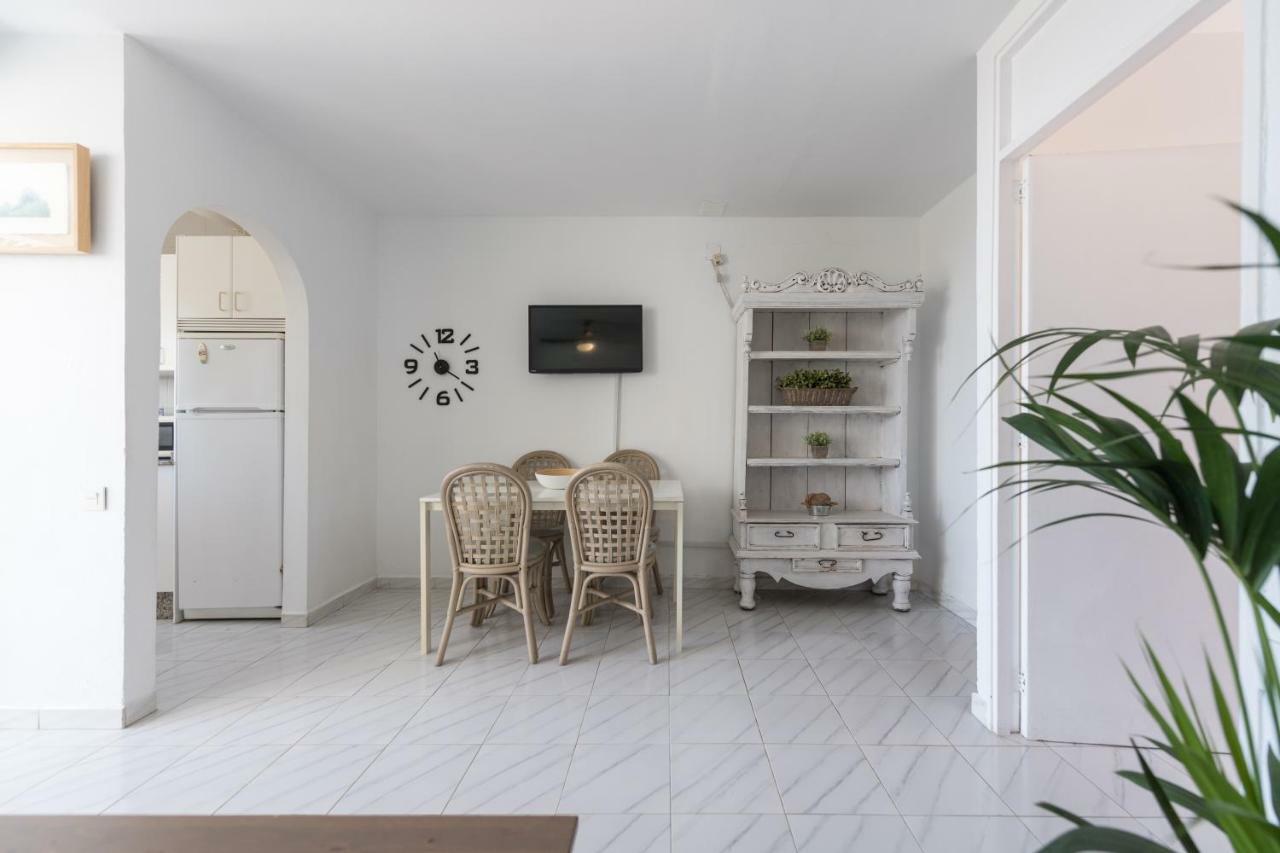 First Line San Agustin Apartment Ngoại thất bức ảnh